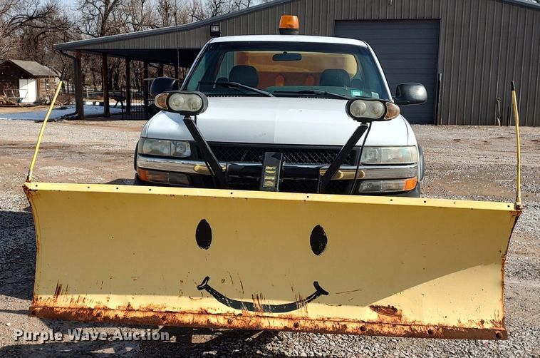 image for item LA9334 2001 Chevrolet Silverado 2500HD  pickup truck