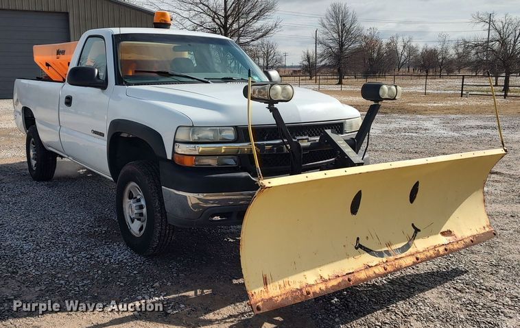 image for item LA9334 2001 Chevrolet Silverado 2500HD  pickup truck