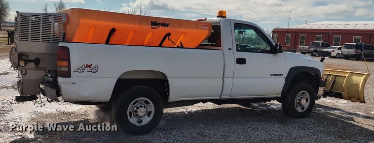 image for item LA9334 2001 Chevrolet Silverado 2500HD  pickup truck