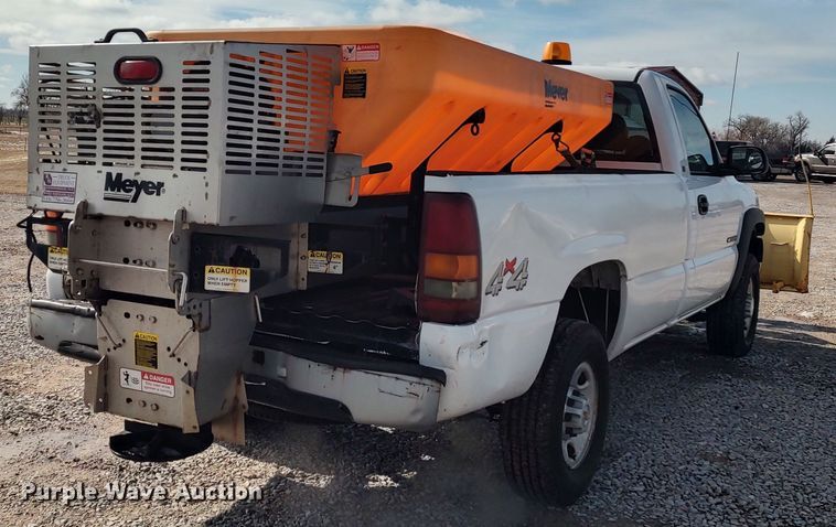 image for item LA9334 2001 Chevrolet Silverado 2500HD  pickup truck