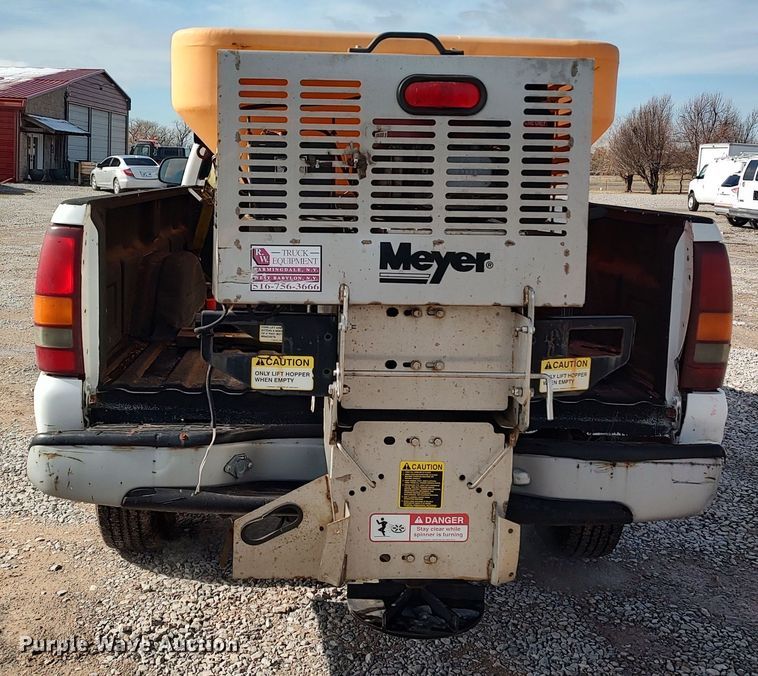 image for item LA9334 2001 Chevrolet Silverado 2500HD  pickup truck