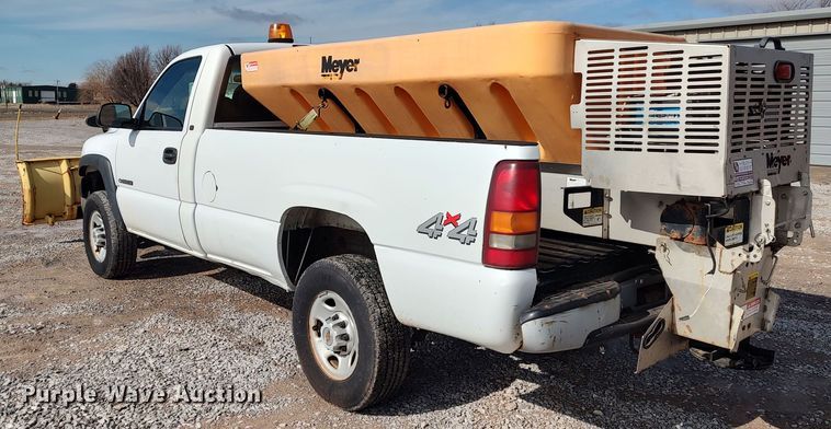 image for item LA9334 2001 Chevrolet Silverado 2500HD  pickup truck