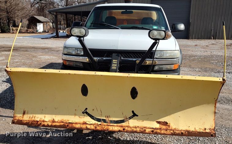 image for item LA9334 2001 Chevrolet Silverado 2500HD  pickup truck