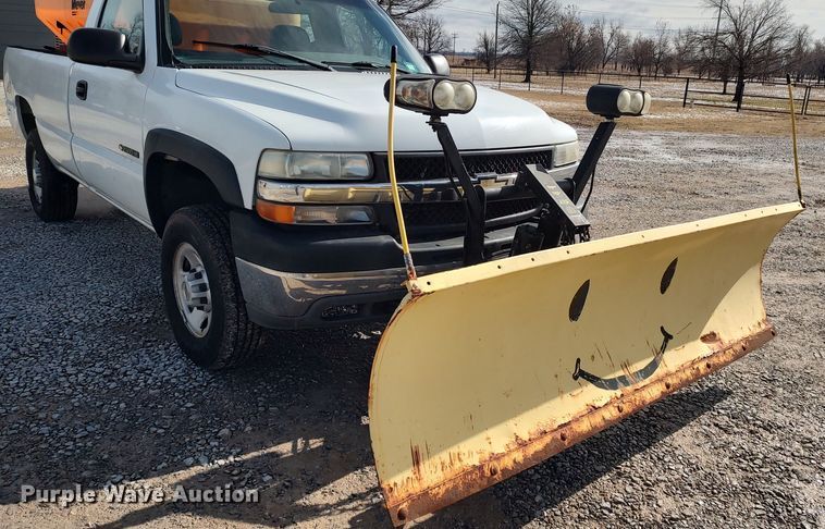 image for item LA9334 2001 Chevrolet Silverado 2500HD  pickup truck