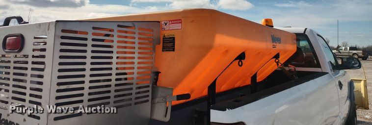 image for item LA9334 2001 Chevrolet Silverado 2500HD  pickup truck