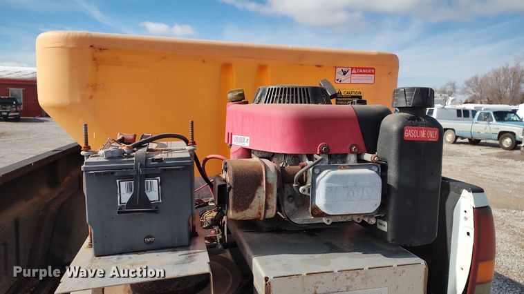 image for item LA9334 2001 Chevrolet Silverado 2500HD  pickup truck