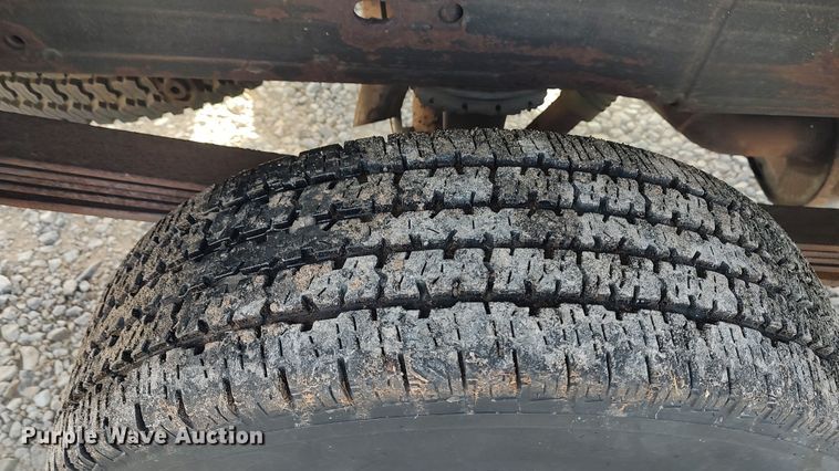 image for item LA9334 2001 Chevrolet Silverado 2500HD  pickup truck