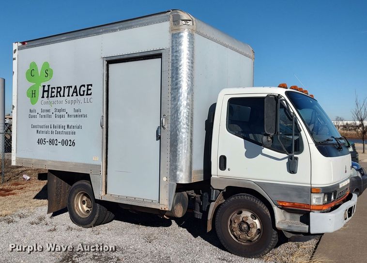 image for item LA9356 2000 Mitsubishi FUSO  box truck