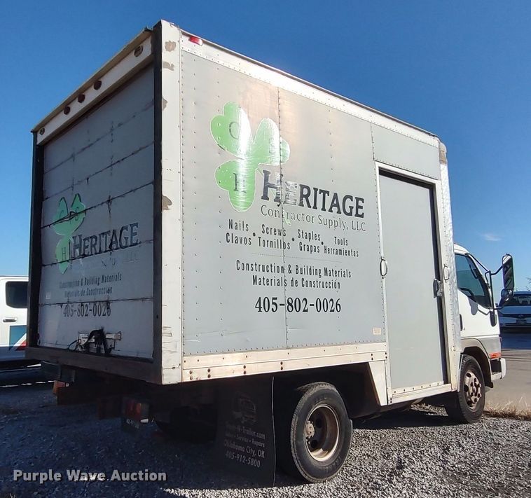 image for item LA9356 2000 Mitsubishi FUSO  box truck