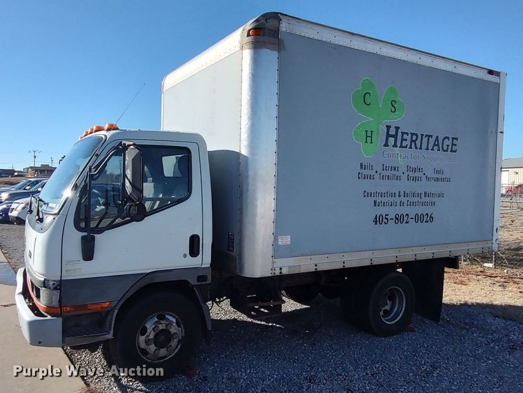 image for item LA9356 2000 Mitsubishi FUSO  box truck