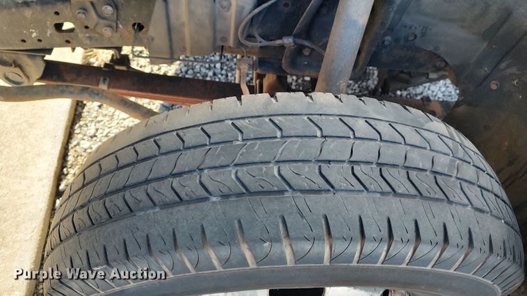 image for item LA9356 2000 Mitsubishi FUSO  box truck