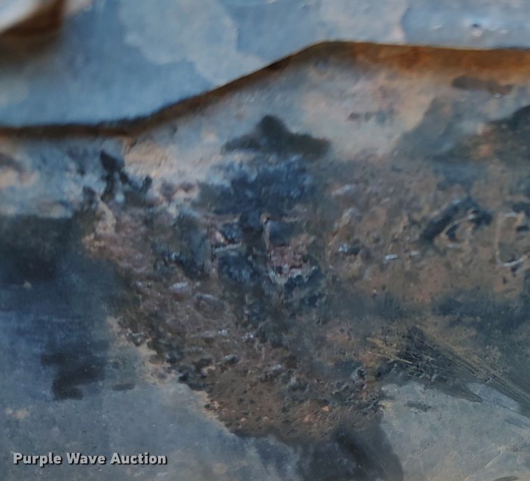 image for item LA9356 2000 Mitsubishi FUSO  box truck