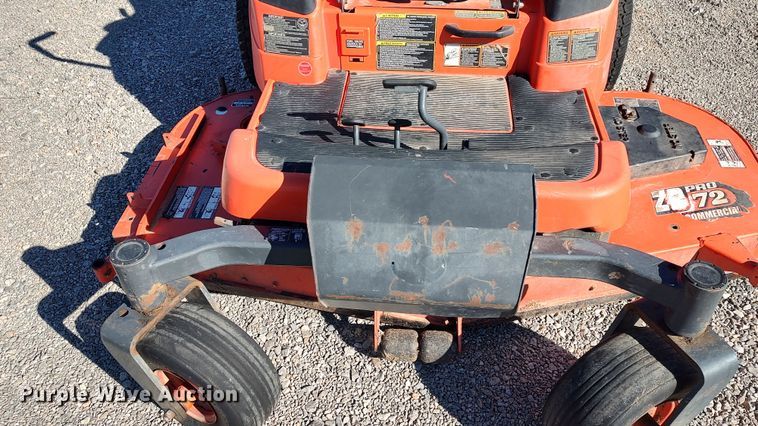 image for item LA9357 Kubota ZD331LP  ZTR lawn mower