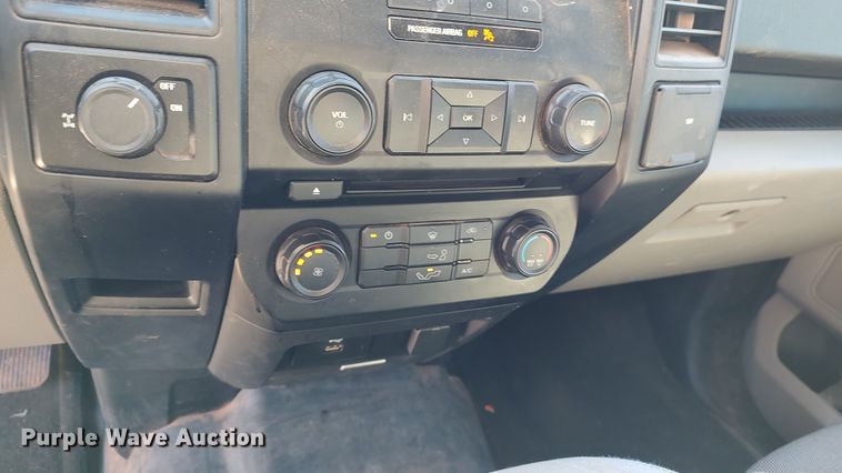 image for item LA9358 2016 Ford F150  SuperCab pickup truck