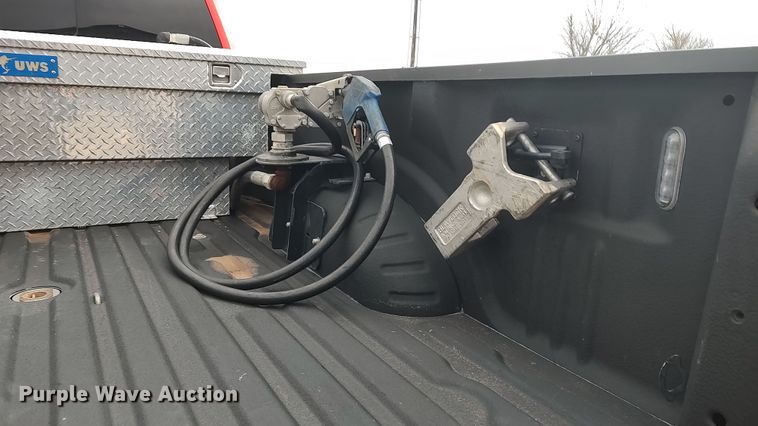 image for item LA9370 2019 Ford F350 Lariat Super Duty  Crew Cab pickup truck