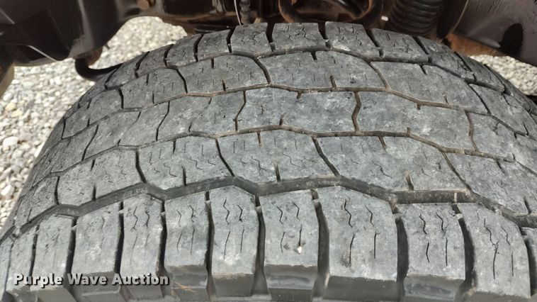 image for item LA9370 2019 Ford F350 Lariat Super Duty  Crew Cab pickup truck