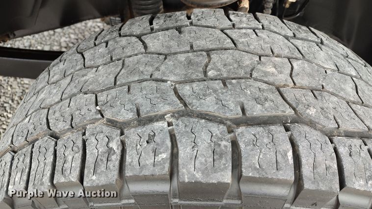 image for item LA9370 2019 Ford F350 Lariat Super Duty  Crew Cab pickup truck