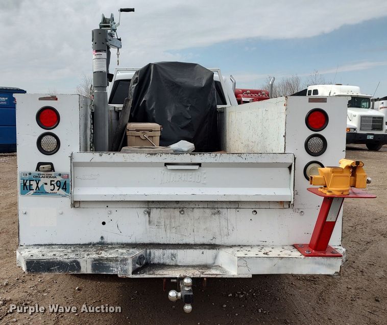 image for item LF9532 2010 Ford F350 Super Duty  SuperCab utility bed pickup truck