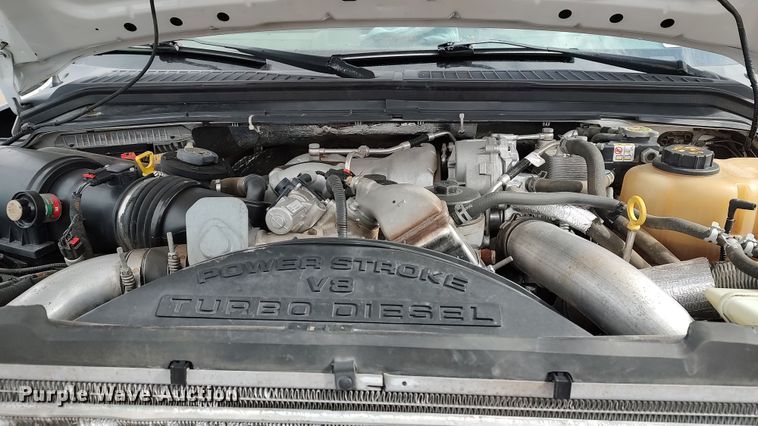 image for item LF9532 2010 Ford F350 Super Duty  SuperCab utility bed pickup truck