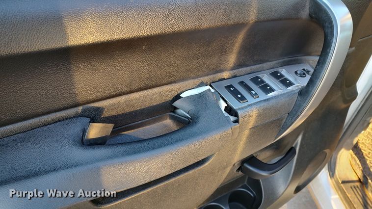 image for item LF9534 2013 Chevrolet Silverado 1500  Ext. Cab pickup truck