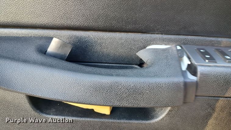 image for item LF9534 2013 Chevrolet Silverado 1500  Ext. Cab pickup truck