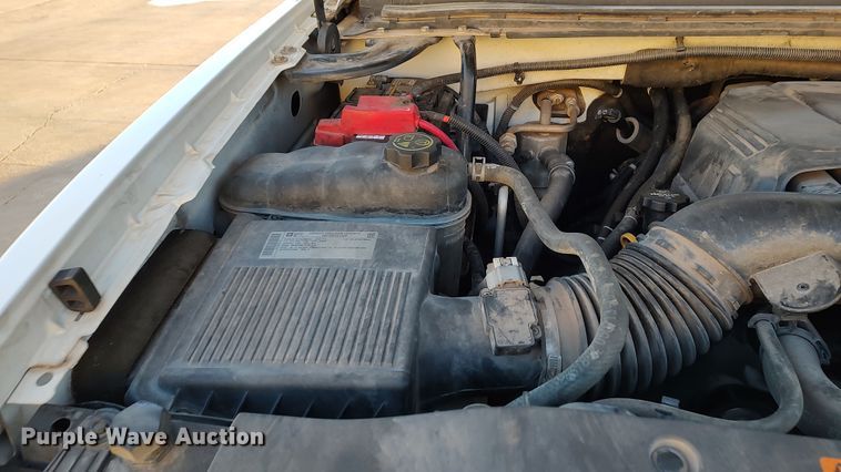 image for item LF9534 2013 Chevrolet Silverado 1500  Ext. Cab pickup truck