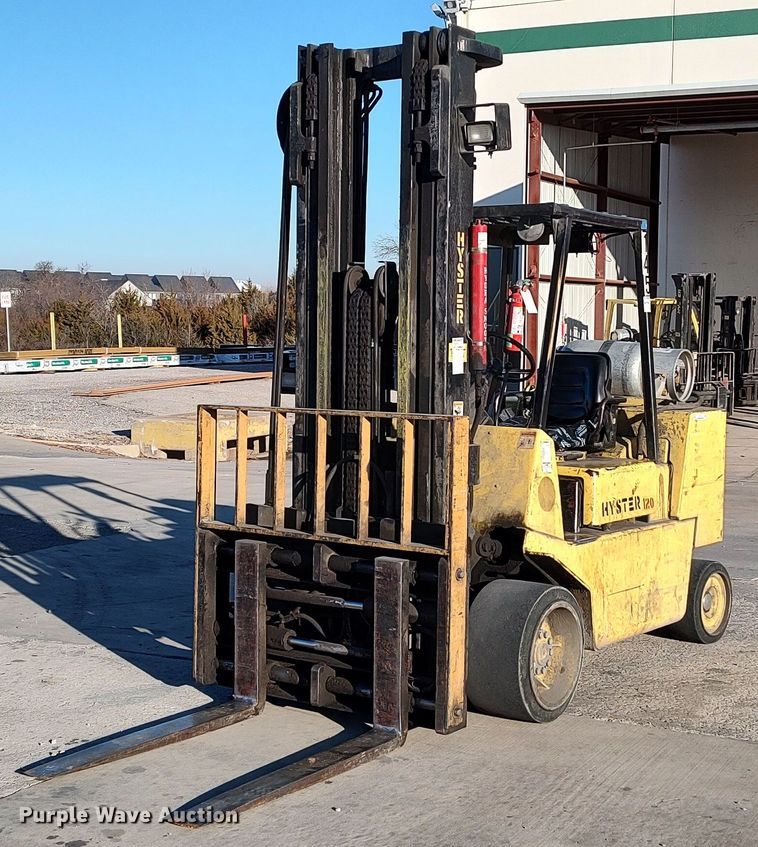 image for item LF9535 Hyster S120XLS  forklift
