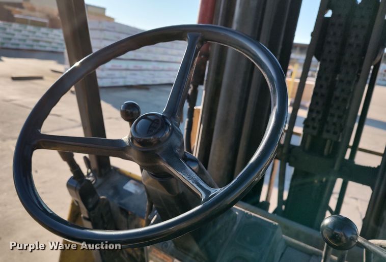 image for item LF9535 Hyster S120XLS  forklift