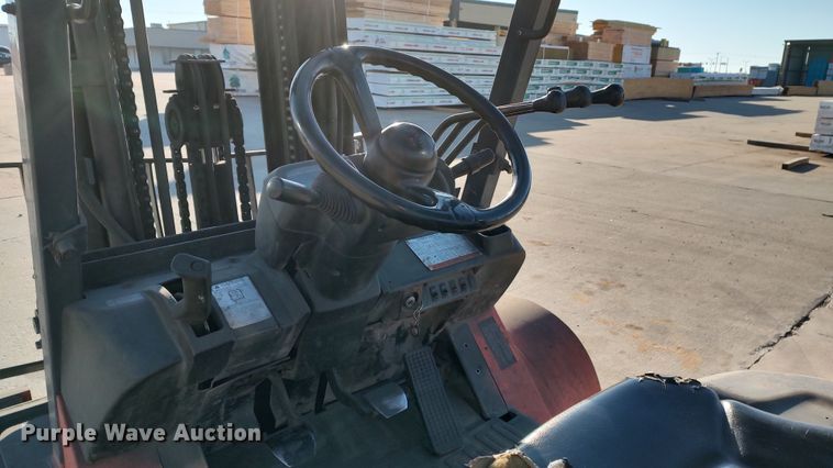 image for item LF9537 Toyota 7FGU32  forklift