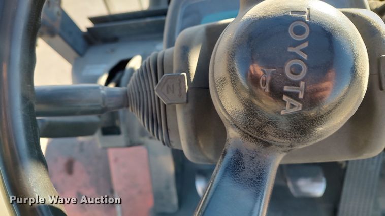 image for item LF9537 Toyota 7FGU32  forklift