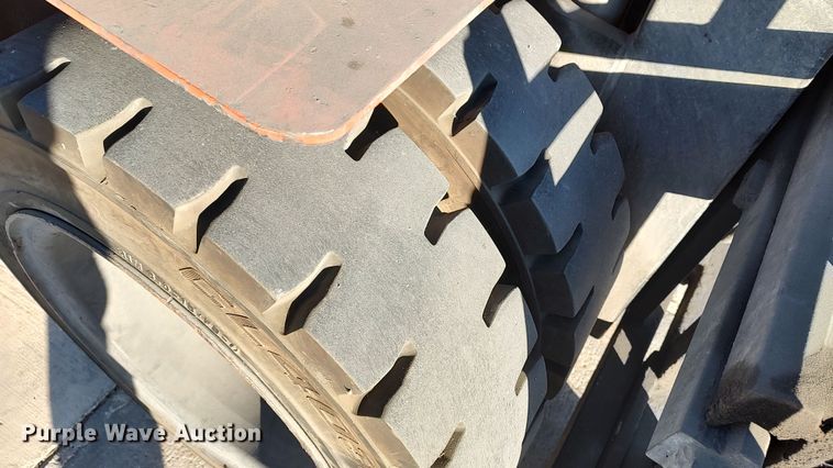 image for item LF9537 Toyota 7FGU32  forklift