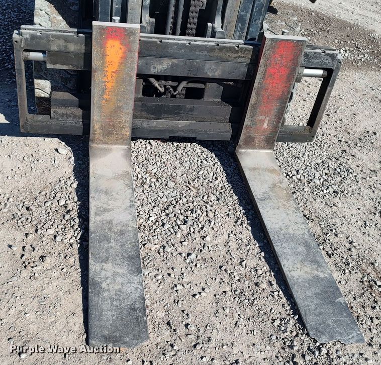 image for item LF9542 Hyster H80XM  forklift