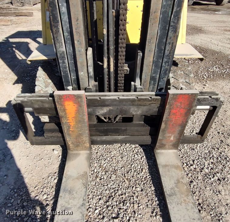 image for item LF9542 Hyster H80XM  forklift