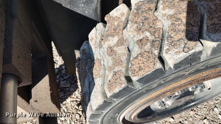 image for item LF9542 Hyster H80XM  forklift