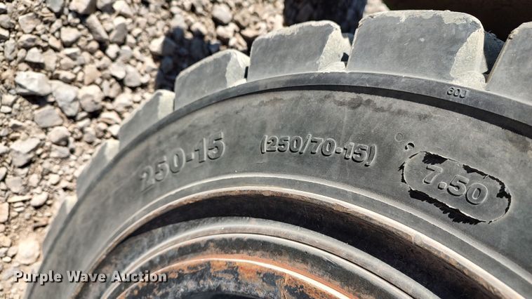 image for item LF9542 Hyster H80XM  forklift