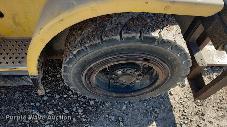 image for item LF9542 Hyster H80XM  forklift