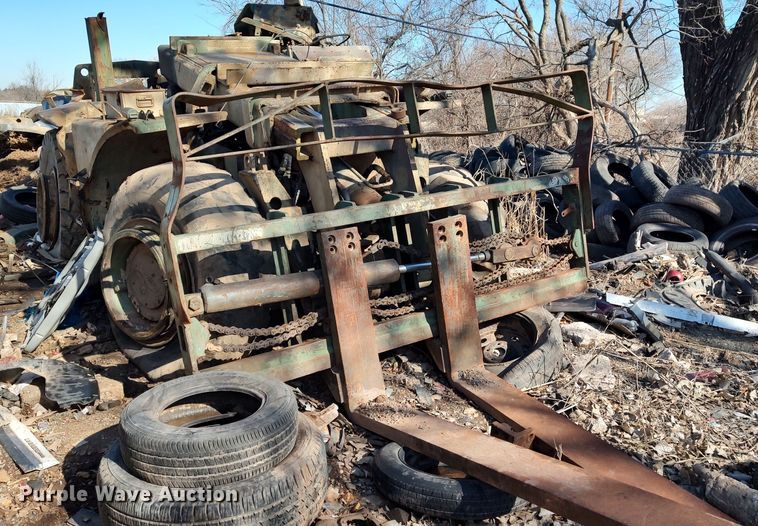 image for item LF9543 Pettibone  telehandler