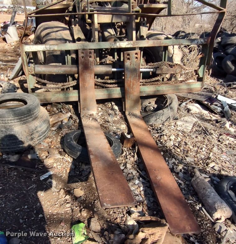 image for item LF9543 Pettibone  telehandler