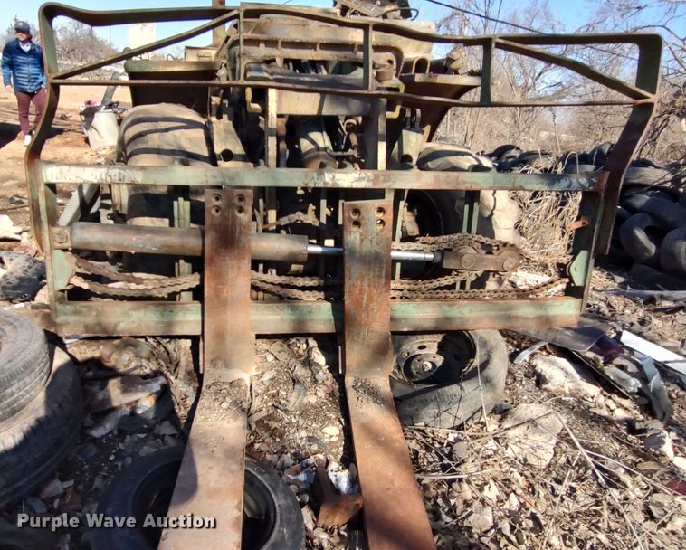 image for item LF9543 Pettibone  telehandler