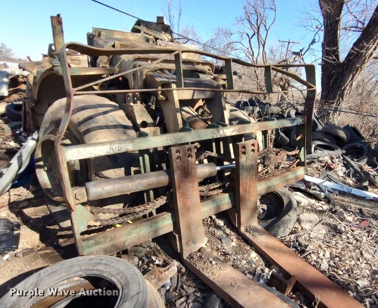 image for item LF9543 Pettibone  telehandler