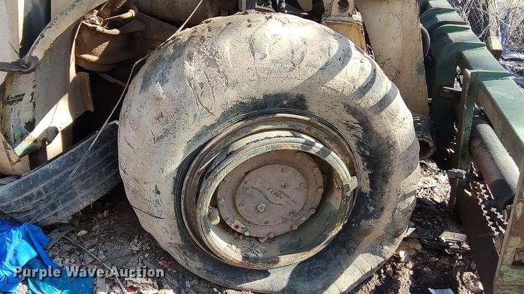 image for item LF9543 Pettibone  telehandler