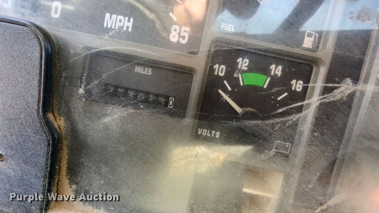 image for item LF9544 1997 International 4700  tow truck