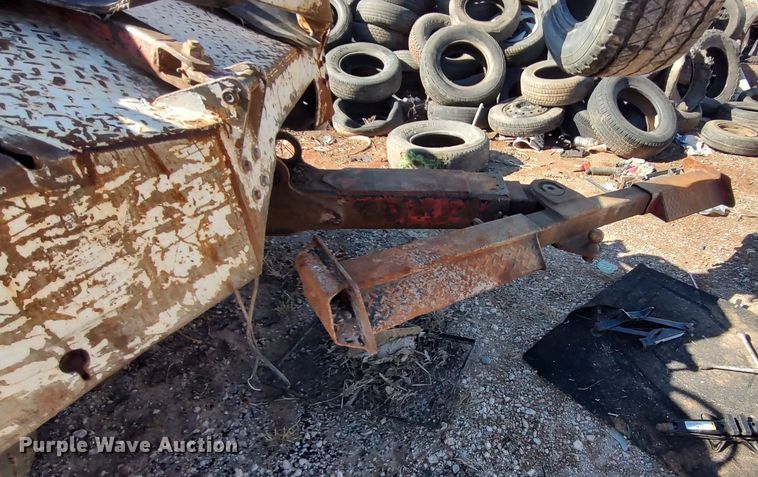 image for item LF9544 1997 International 4700  tow truck