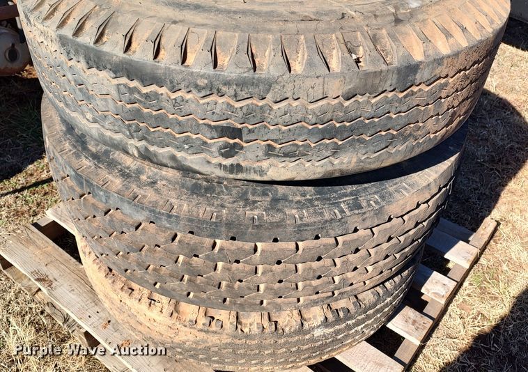 image for item LF9547 Axle sets