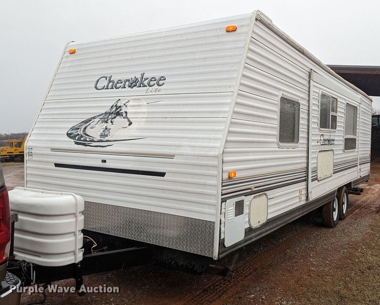 image for item LF9553 2005 Cherokee  camper