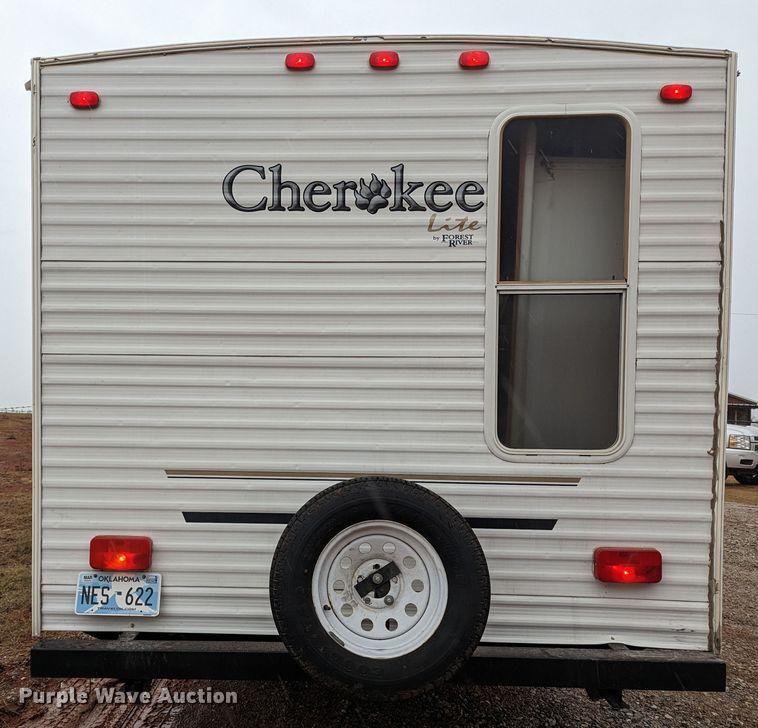 image for item LF9553 2005 Cherokee  camper