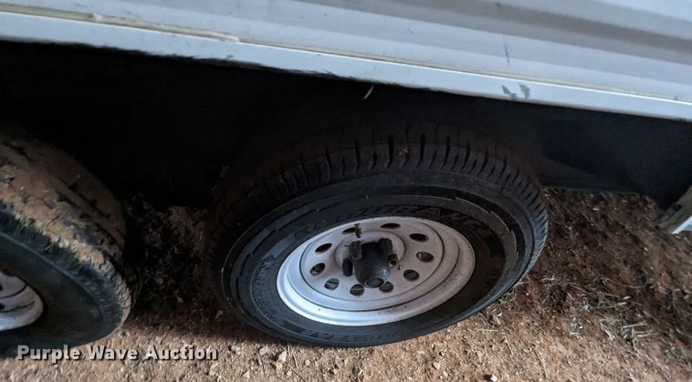 image for item LF9553 2005 Cherokee  camper