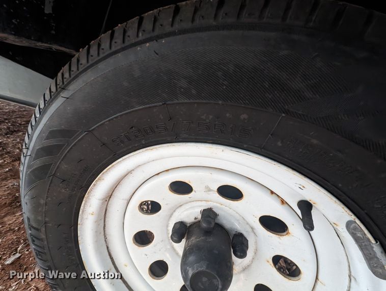 image for item LF9553 2005 Cherokee  camper