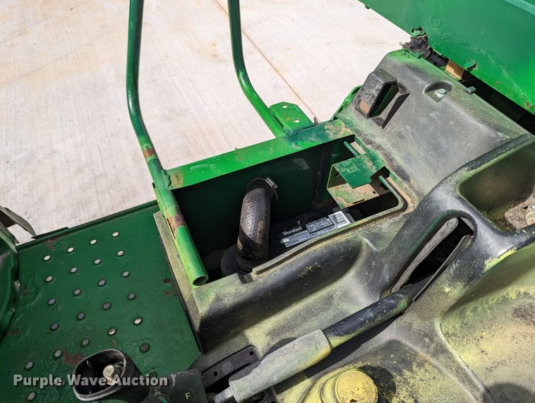 image for item LF9605 John Deere Gator  utility vehicle