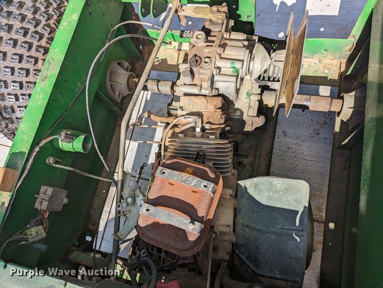 image for item LF9605 John Deere Gator  utility vehicle